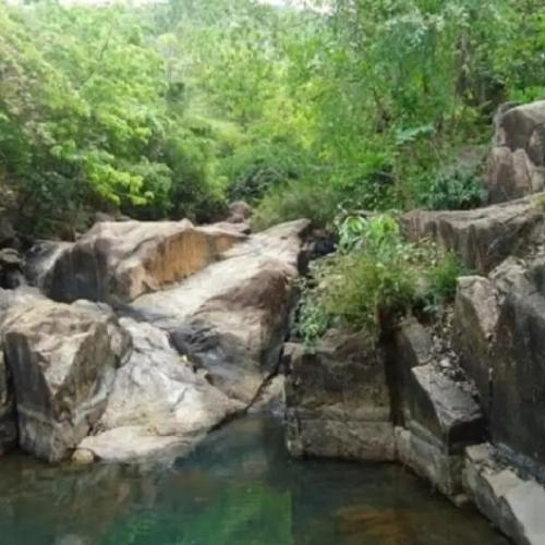 Núi Chân Tiên - Miếu Bà Cửu Thiên Huyền Nữ